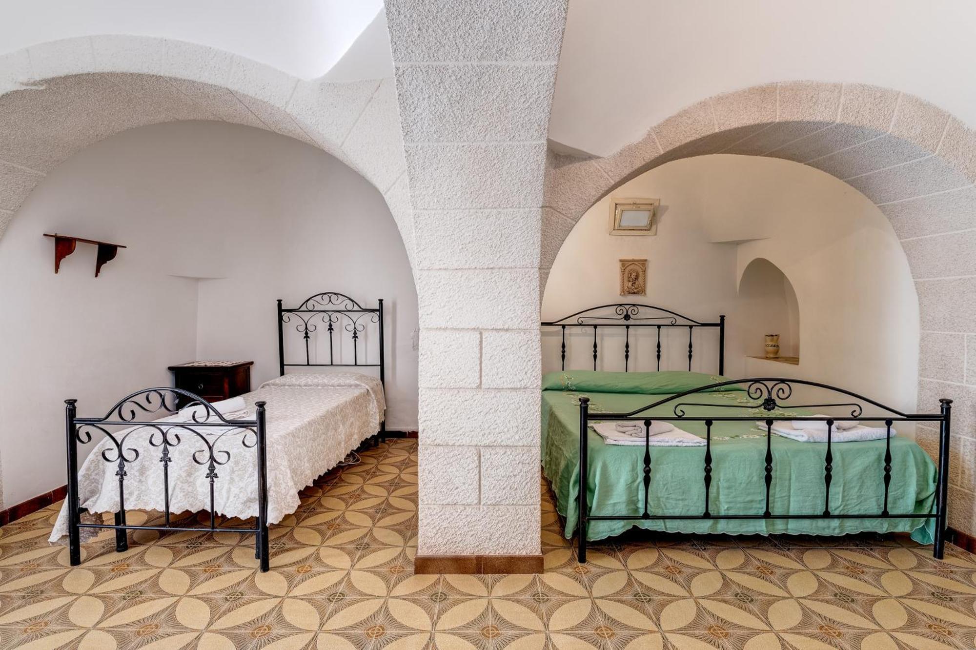 Trullo La Quercia Villa Остуни Екстериор снимка