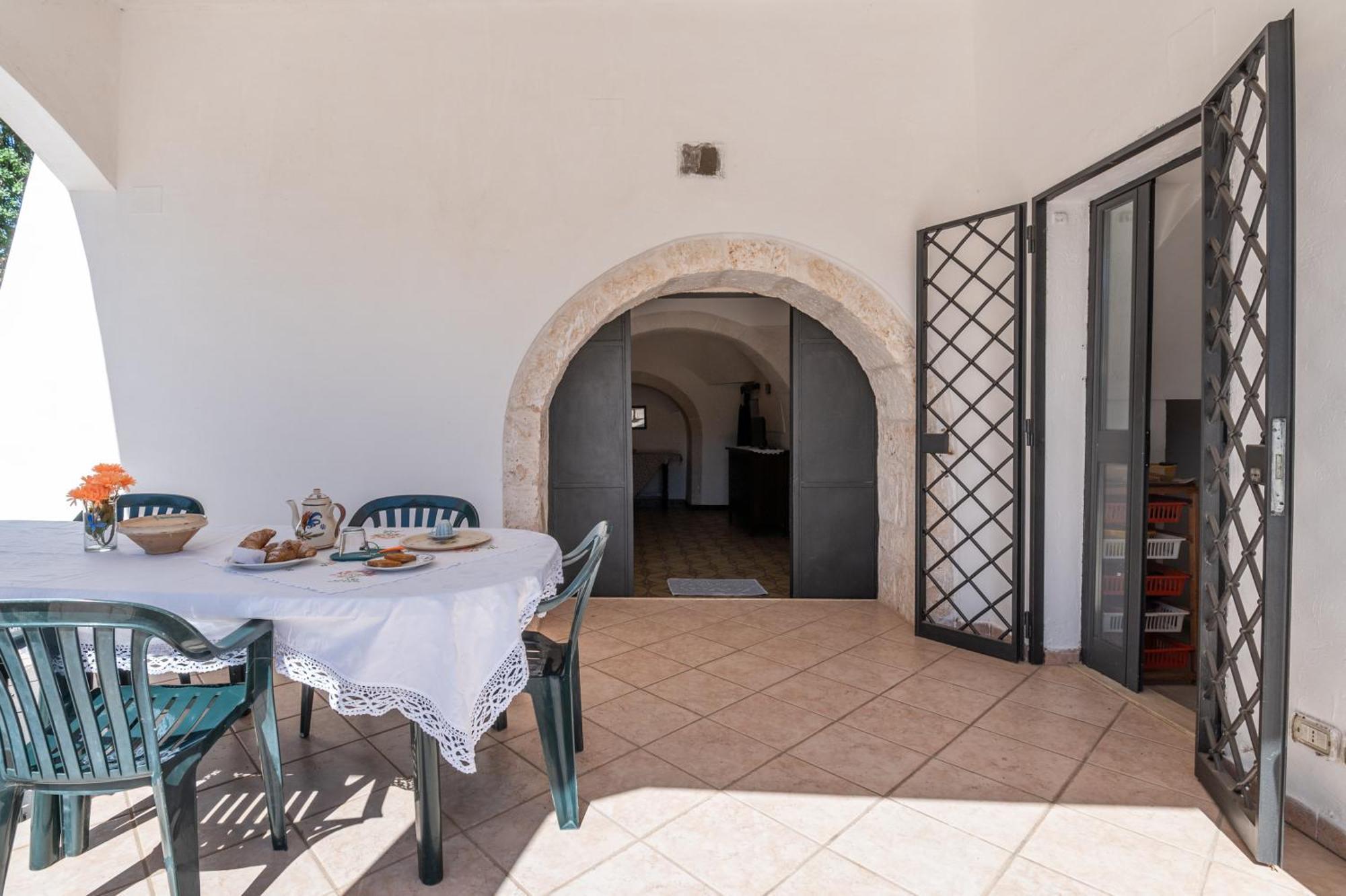 Trullo La Quercia Villa Остуни Екстериор снимка