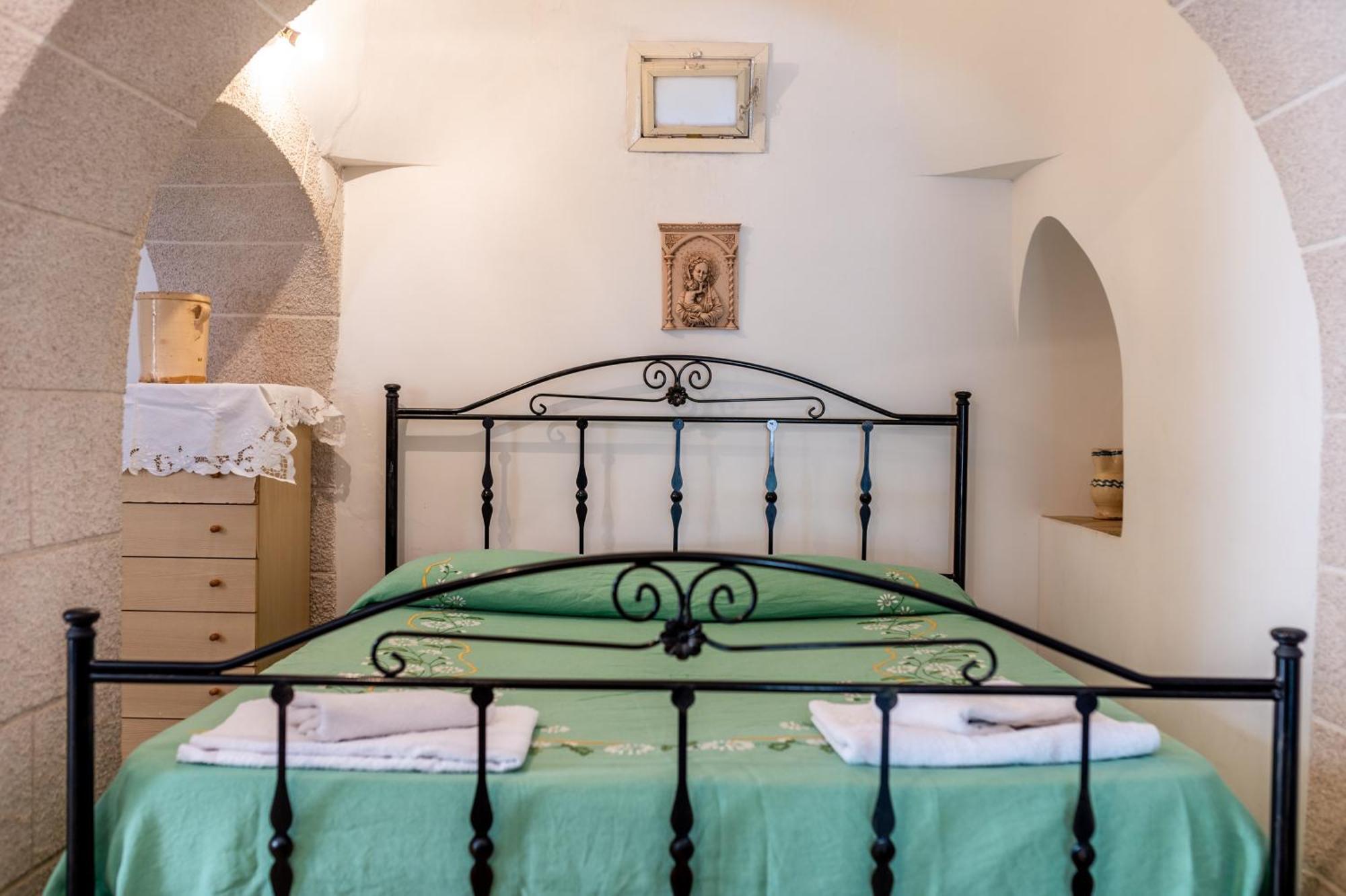 Trullo La Quercia Villa Остуни Екстериор снимка